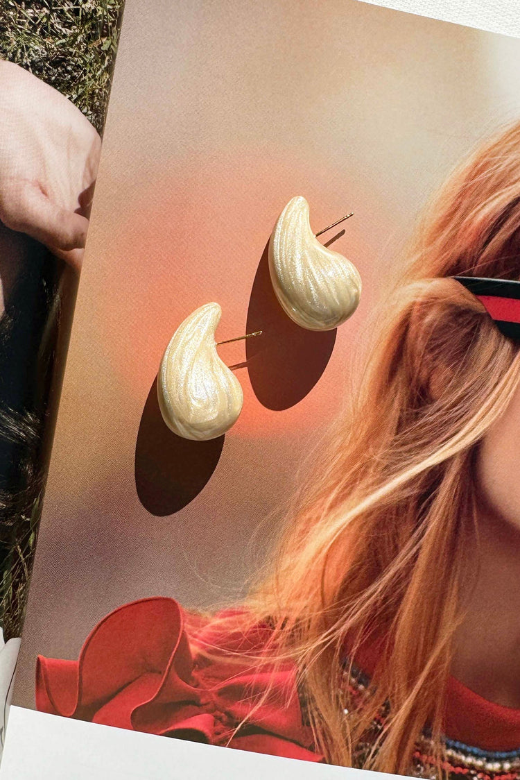 Show Drop Earrings - Beige for women